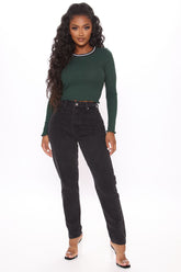 Let's Rewind Mom Jeans - Black Ins Street